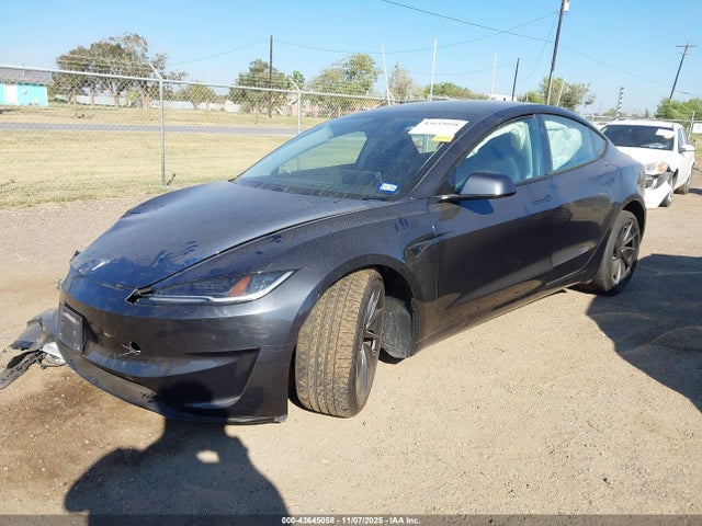 2025 TESLA MODEL 3 5YJ3E1ET0SF953948 Photo 1