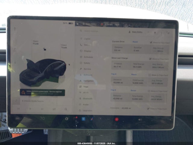 2025 TESLA MODEL 3 5YJ3E1ET0SF953948 Photo 6