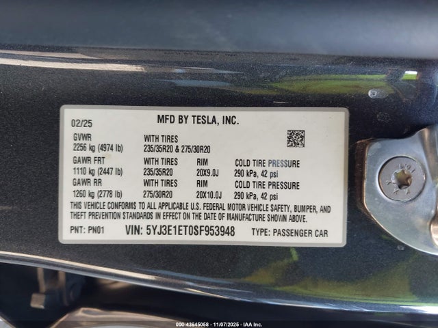 2025 TESLA MODEL 3 5YJ3E1ET0SF953948 Photo 8