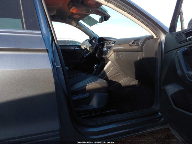 Aukcja sprzedaży 2023 Volkswagen Tiguan 2.0t Se, vin: 3VV3B7AX5PM045164, numer aukcji: 43645059