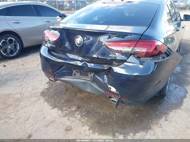 W04GL6SX9J1078477 Buick Regal Sportback Preferred