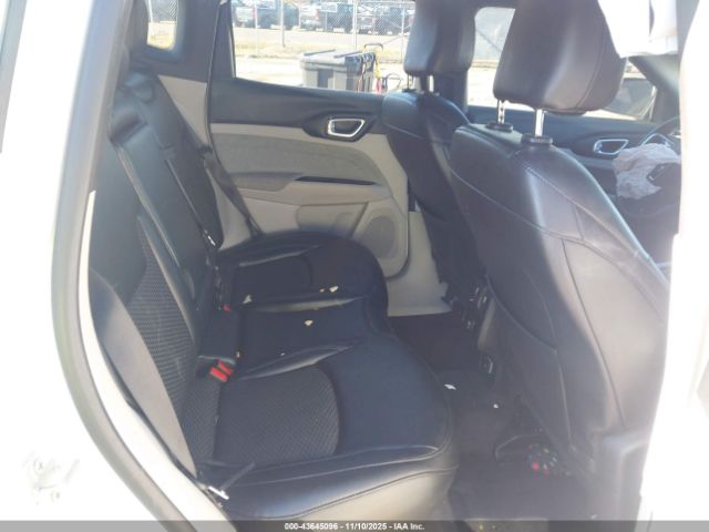 2023 JEEP COMPASS 3C4NJDBN0PT520859 Photo 7
