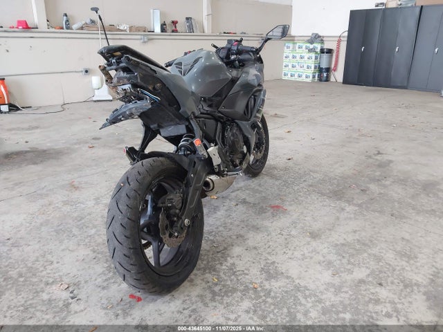 2018 KAWASAKI EX650 JKAEXEK16JDA24749 Photo 3