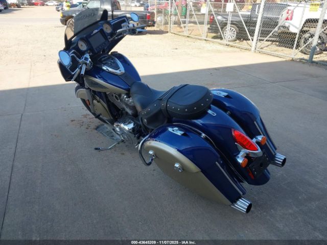 2019 INDIAN MOTORCYCLE CO. CHIEFTAIN 56KTFAAAXK3371512 Photo 2