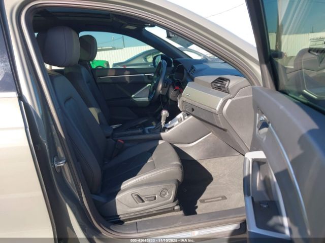 2024 AUDI Q3 WA1DECF3XR1027133 Photo 4