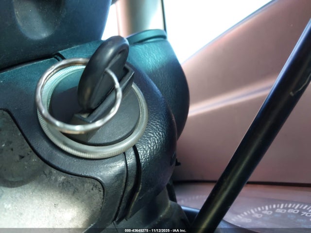 43645275 :رقم المزاد ، 1B7KF2362YJ185368 vin ، 2000 Dodge Ram 2500 St مزاد بيع