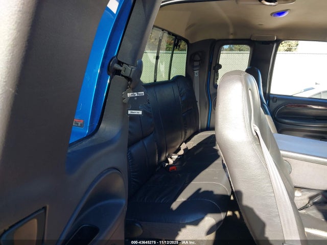 43645275 :رقم المزاد ، 1B7KF2362YJ185368 vin ، 2000 Dodge Ram 2500 St مزاد بيع
