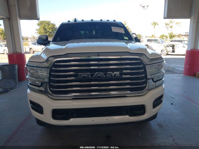 3C6UR5GL7NG252942 RAM 2500 Limited Longhorn 4x4 6&#039;4 Box