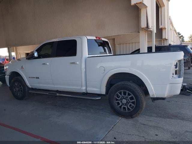 3C6UR5GL7NG252942 RAM 2500 Limited Longhorn 4x4 6&#039;4 Box
