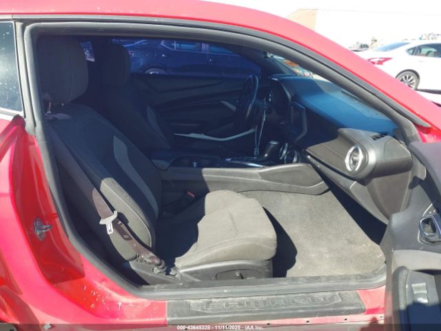 2017 CHEVROLET CAMARO 1G1FB1RS1H0203126 Photo 4