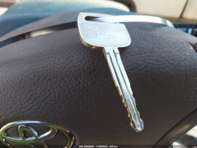 2005 TOYOTA CAMRY 4T1BE32K25U585122 Photo 10