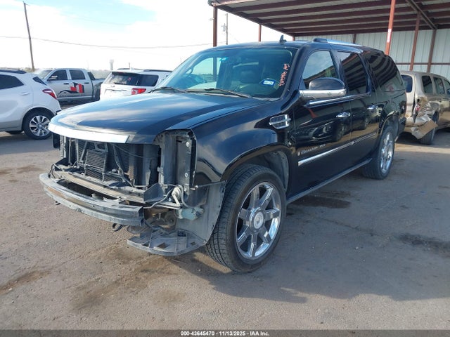 2008 CADILLAC ESCALADE ESV 1GYFK66838R166261 Photo 1