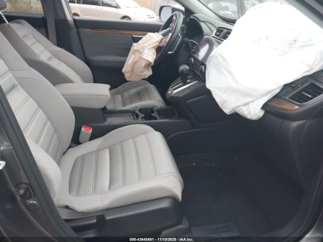 2019 HONDA CR-V JHLRW2H54KX020086 Photo 4