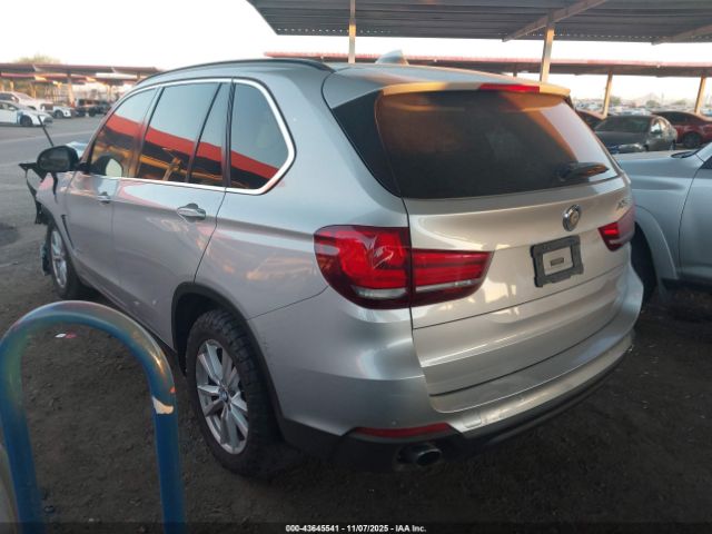 2014 BMW X5 5UXKR2C5XE0H34591 Photo 2