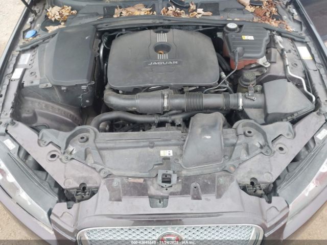 2015 JAGUAR XF SAJWA0FS0FPU79313 Photo 9