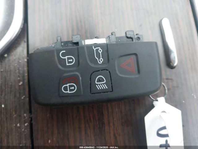 2015 JAGUAR XF SAJWA0FS0FPU79313 Photo 10