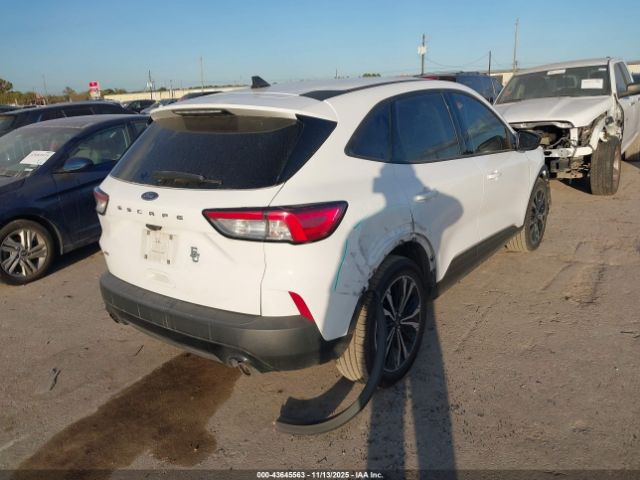 2021 FORD ESCAPE 1FMCU0G68MUA46844 Photo 3