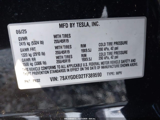 2026 TESLA MODEL Y 7SAYGDED2TF389590 Photo 8