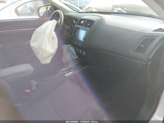 2019 MITSUBISHI OUTLANDER SPORT JA4AR3AU1KU026559 Photo 4