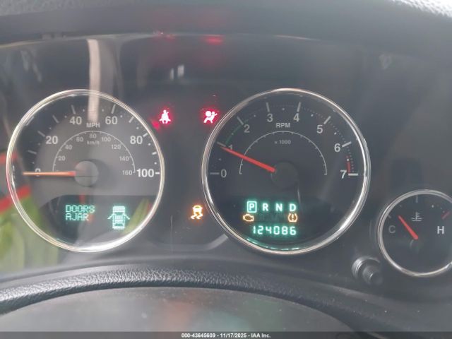 2013 JEEP WRANGLER UNLIMITED 1C4HJWEG6DL693380 Photo 6