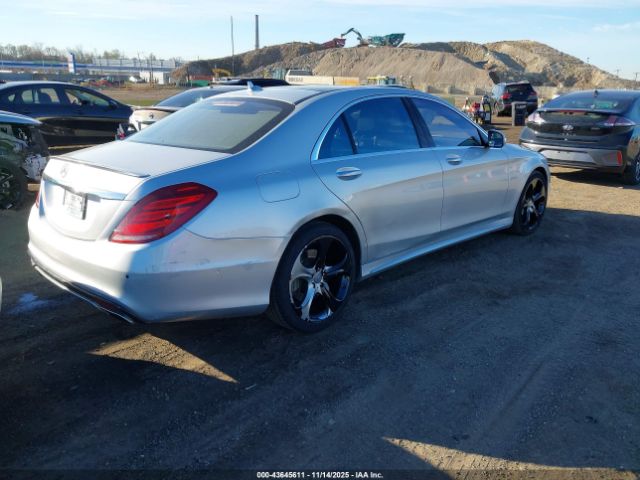 2015 MERCEDES-BENZ S 550 WDDUG8FB8FA161337 Photo 3