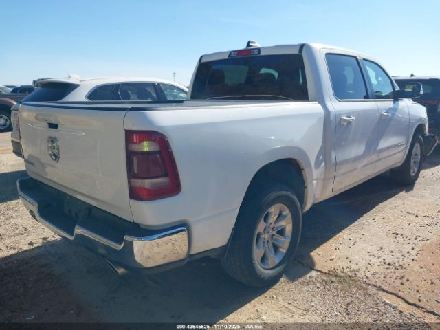 2024 RAM 1500 1C6RREJT4RN220090 Photo 3