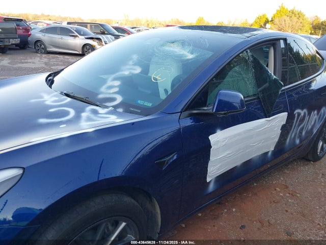 2022 TESLA MODEL 3 5YJ3E1EB1NF328082 Photo 5