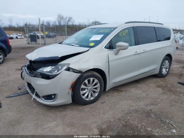 2017 CHRYSLER PACIFICA 2C4RC1BG5HR621802 Photo 1