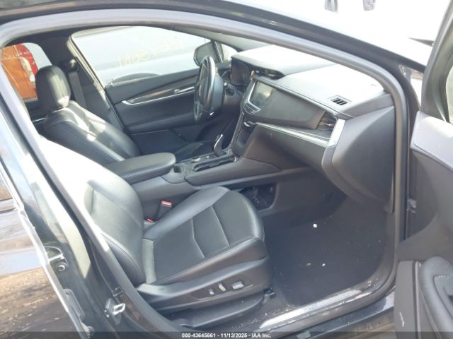 2020 CADILLAC XT5 1GYKNGRS0LZ204590 Photo 4