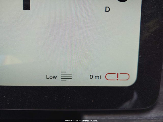 Rivian R1s 2022 7PDSGABL3NN002278 Image 14