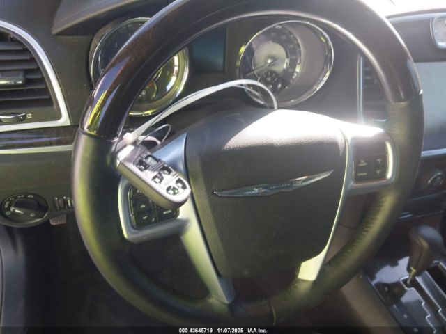 2011 CHRYSLER 300C 2C3CA6CT0BH585409 Photo 10