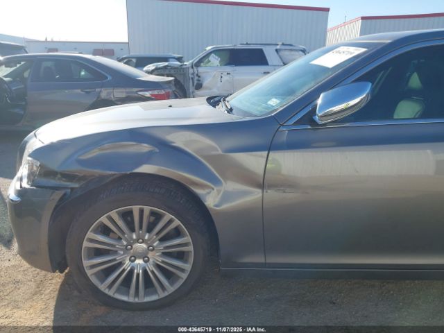 2011 CHRYSLER 300C 2C3CA6CT0BH585409 Photo 5