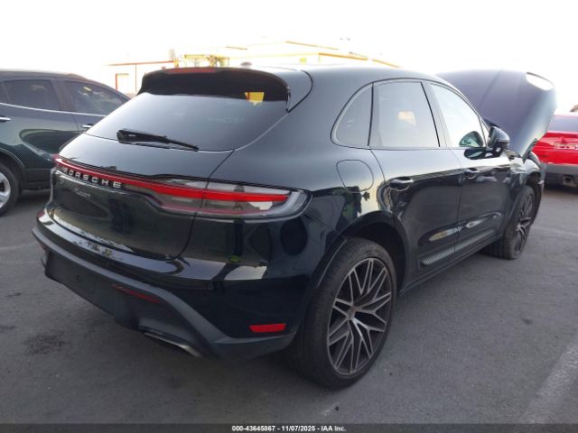 2024 PORSCHE MACAN WP1AA2A53RLB17556 Photo 3
