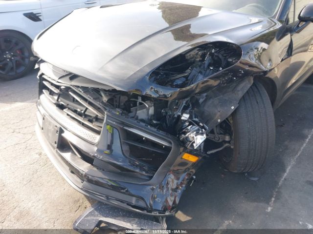 2024 PORSCHE MACAN WP1AA2A53RLB17556 Photo 5