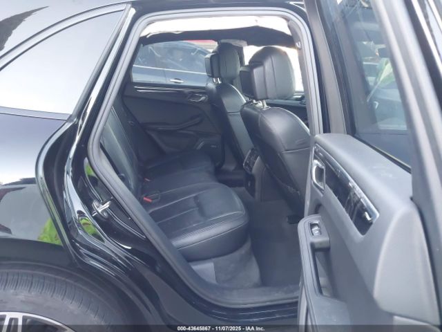2024 PORSCHE MACAN WP1AA2A53RLB17556 Photo 7