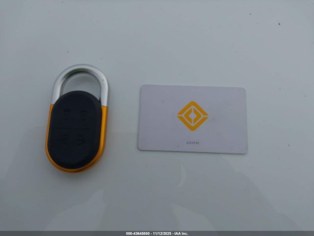 2023 RIVIAN R1T 7FCTGAAA3PN017789 Photo 10