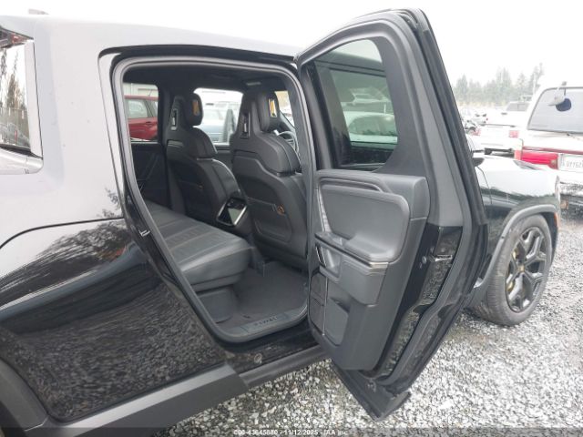 2023 RIVIAN R1T 7FCTGAAA3PN017789 Photo 7