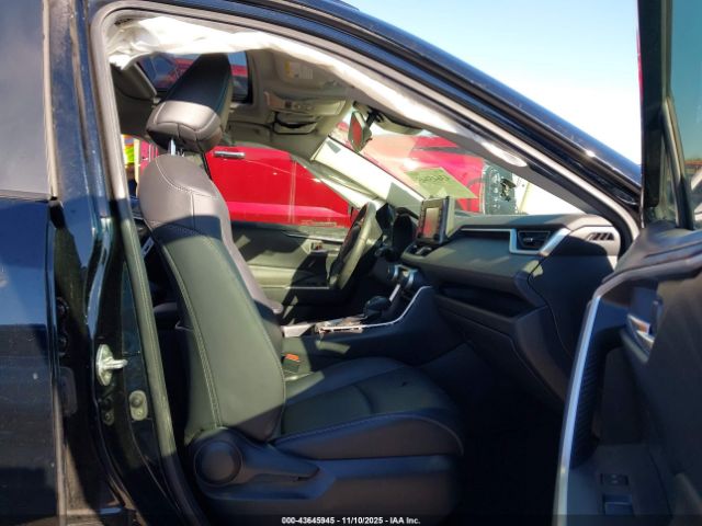 2022 TOYOTA RAV4 HYBRID JTMB6RFV2ND069738 Photo 4