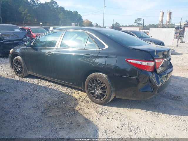 Toyota CAMRY LE 2016 4T4BF1FK7GR547888 Image 3