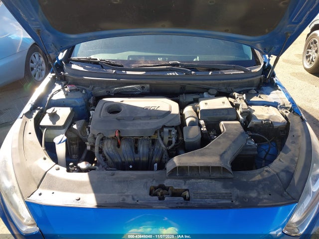 5NPE24AF8KH781818 Hyundai SONATA SE