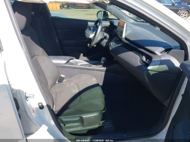 2019 TOYOTA C-HR JTNKHMBXXK1047595 Photo 4