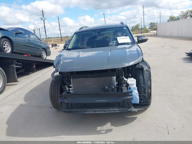 Volkswagen Atlas 2.0t Peak Edition Sel 2024 1V2GR2CA2RC550072 Image 11