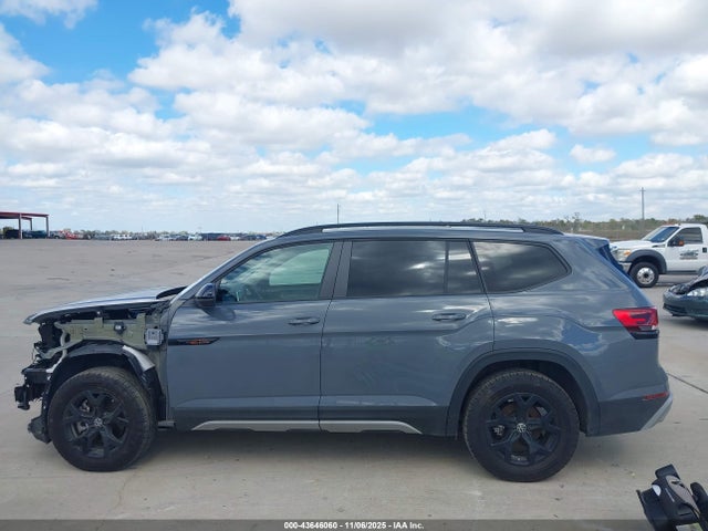 Volkswagen Atlas 2.0t Peak Edition Sel 2024 1V2GR2CA2RC550072 Image 13
