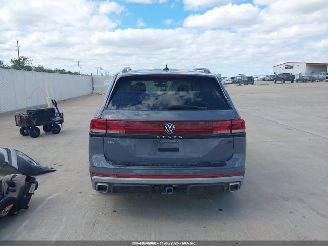 Volkswagen Atlas 2.0t Peak Edition Sel 2024 1V2GR2CA2RC550072 Image 15
