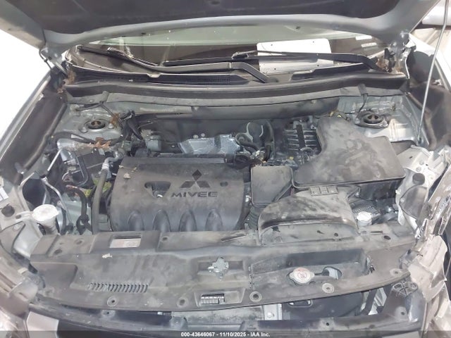 2020 MITSUBISHI OUTLANDER JA4AZ3A37LZ038131 Photo 9