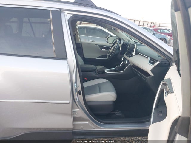 2019 TOYOTA RAV4 JTMN1RFV8KD007414 Photo 4