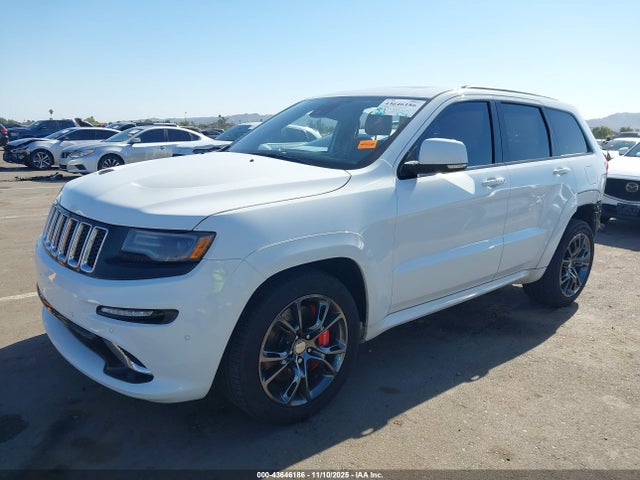 Jeep Grand Cherokee Srt 2016 1C4RJFDJ3GC365064 Image 2