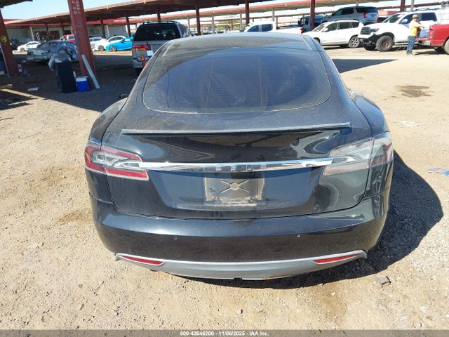 5YJSA1H43FF082531 Tesla Model S 85d/p85d