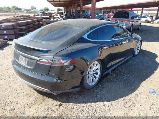 2015 TESLA MODEL S 5YJSA1H43FF082531 Photo 3
