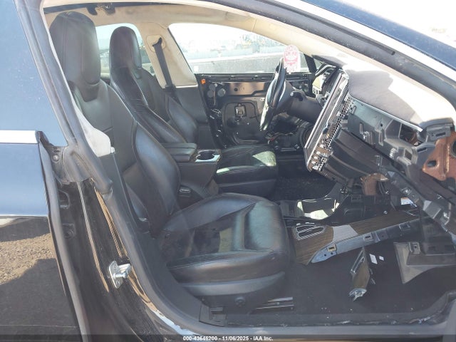 2015 TESLA MODEL S 5YJSA1H43FF082531 Photo 4
